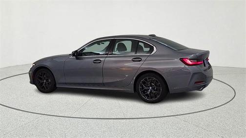 2025 BMW 330 i xDrive