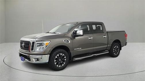 2017 Nissan Titan SL