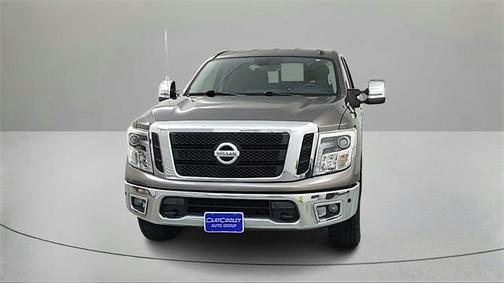 2017 Nissan Titan SL