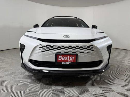 2025 Toyota Crown Signia Limited