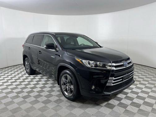 2019 Toyota Highlander Hybrid Platinum