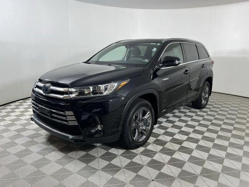 2019 Toyota Highlander Hybrid Platinum
