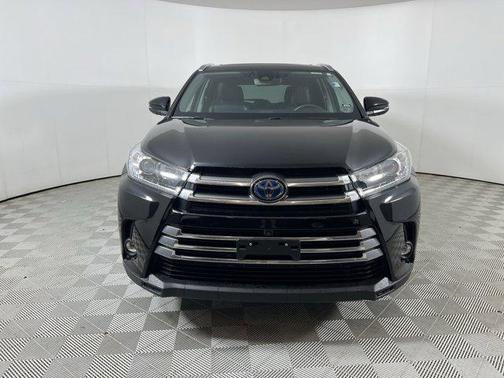 2019 Toyota Highlander Hybrid Platinum