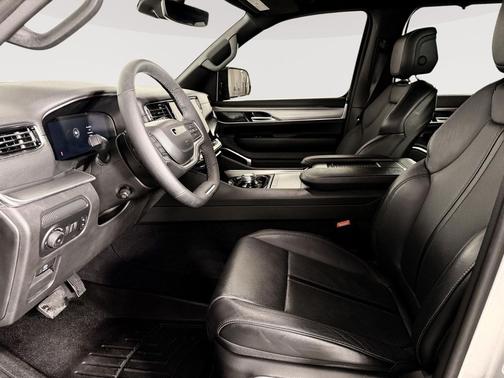 2023 Jeep Wagoneer Series II Carbide 4x4