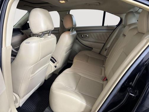 Shadow Black 2016 Ford Taurus SEL