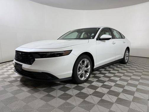 2023 Honda Accord LX 1.5T