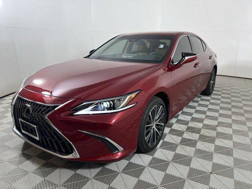 2023 Lexus ES 250 Base
