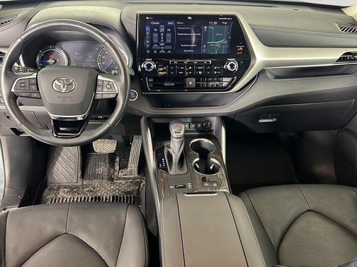 2021 Toyota Highlander Hybrid Limited