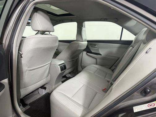 2015 Toyota Camry Hybrid XLE