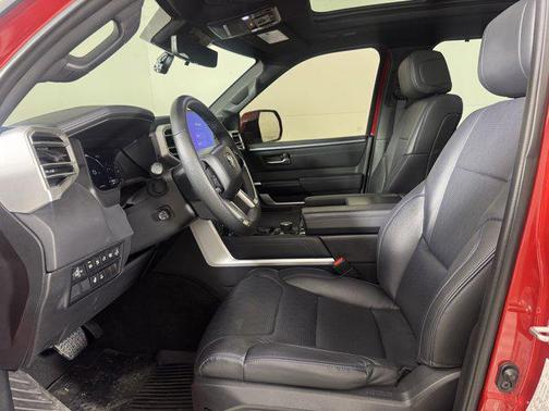 2023 Toyota Tundra Hybrid Platinum