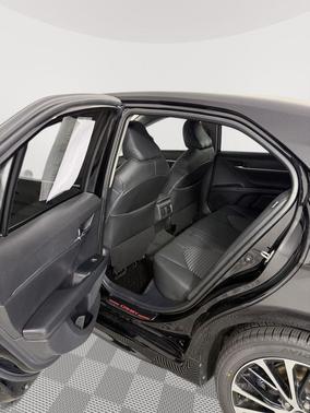 Midnight Black Metallic 2020 Toyota Camry SE