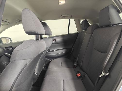 2025 Toyota Corolla Cross LE