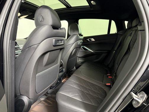 2023 BMW X6 xDrive40i