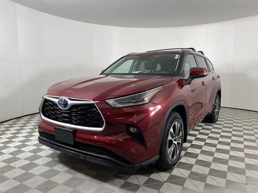 2021 Toyota Highlander Hybrid XLE