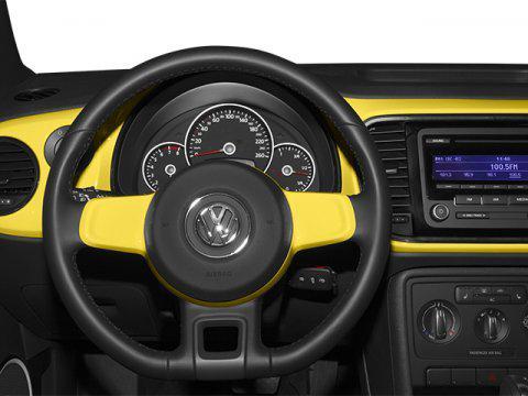 2014 Volkswagen Beetle Auto 1.8T Entry