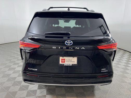 2022 Toyota Sienna Platinum 7 Passenger
