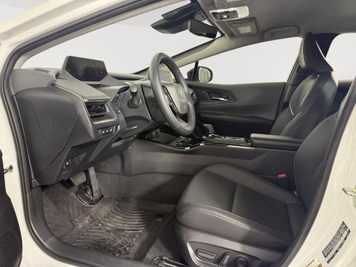 2024 Toyota Prius XLE