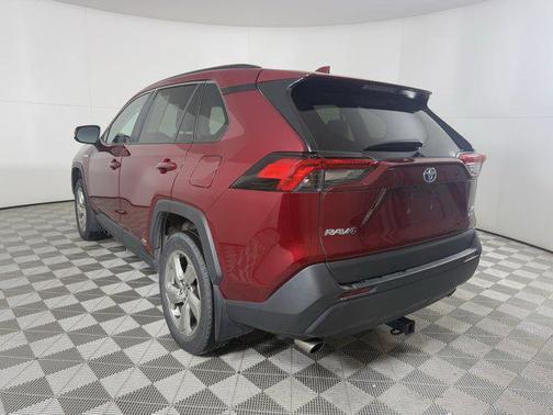 2021 Toyota RAV4 Hybrid XLE Premium