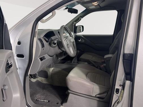 2014 Nissan Frontier S