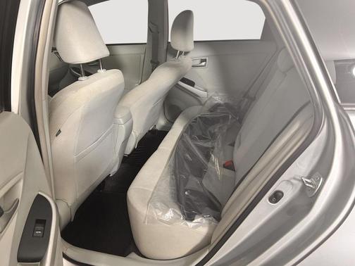 Classic Silver Metallic 2015 Toyota Prius Four