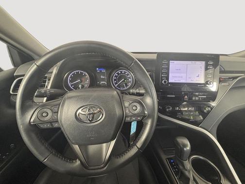 Ice Cap 2025 Toyota Camry SE