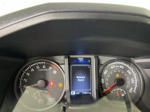 2022 Toyota Tacoma SR