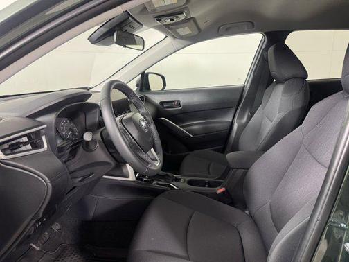 2025 Toyota Corolla Cross LE