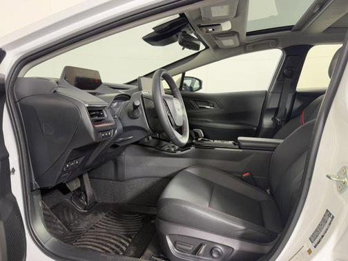 2025 Toyota Prius Plug-In Hybrid XSE Premium