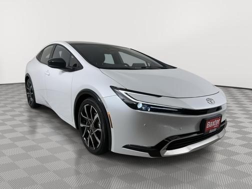 2025 Toyota Prius Plug-In Hybrid XSE Premium