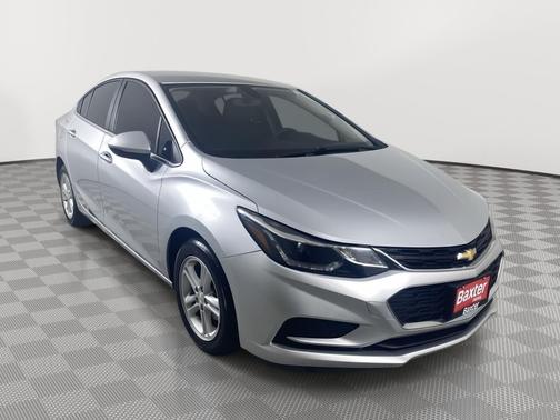 Silver Ice Metallic 2018 Chevrolet Cruze LT