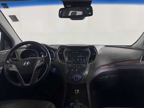 2017 Hyundai SANTA FE Limited Ultimate