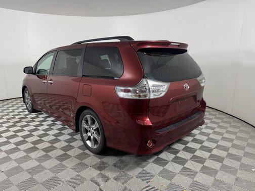 2013 Toyota Sienna SE