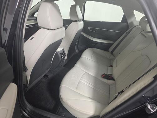 2024 Hyundai SONATA Hybrid Limited