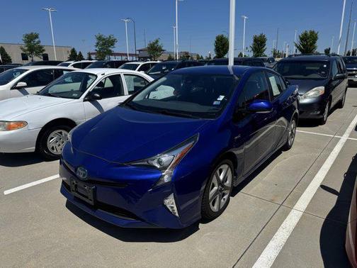 2016 Toyota Prius Four Touring