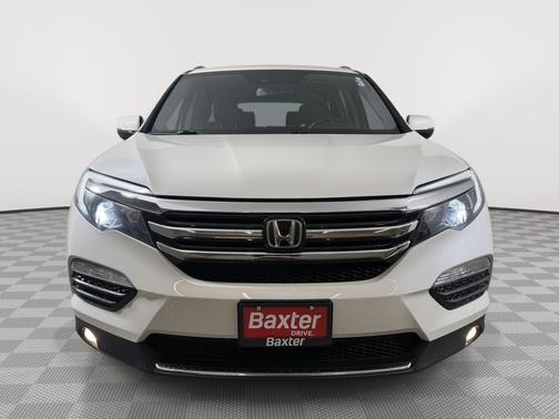 White Diamond Pearl 2017 Honda Pilot Elite