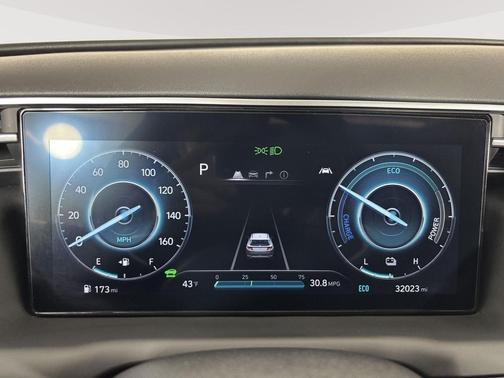 White Pearl 2024 Hyundai TUCSON Hybrid SEL Convenience