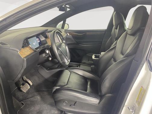2019 Tesla Model X Long Range