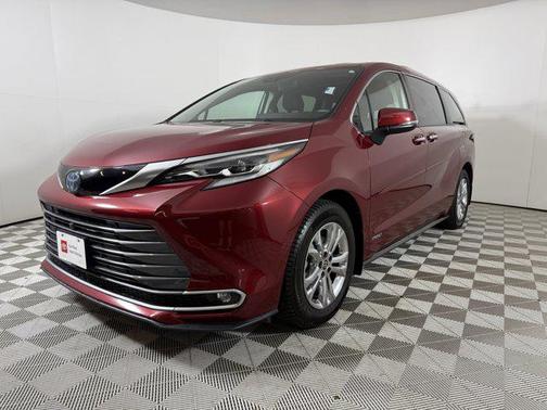2021 Toyota Sienna Platinum 7 Passenger