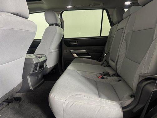 2024 Toyota Sequoia SR5