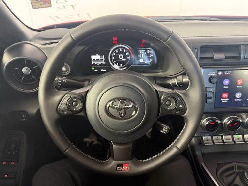 2025 Toyota GR86 Premium