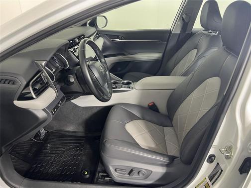 2019 Toyota Camry XLE