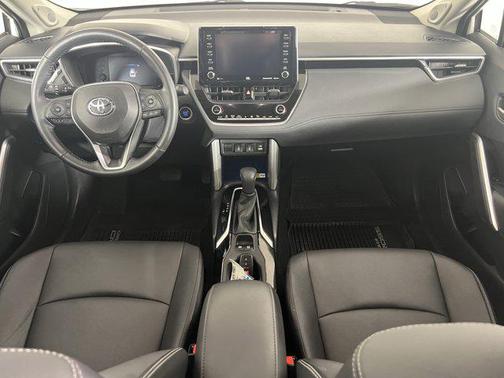 2022 Toyota Corolla Cross XLE