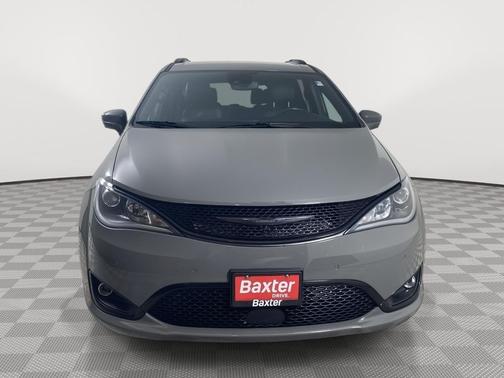 2020 Chrysler Pacifica L