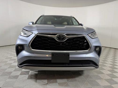 2020 Toyota Highlander Platinum