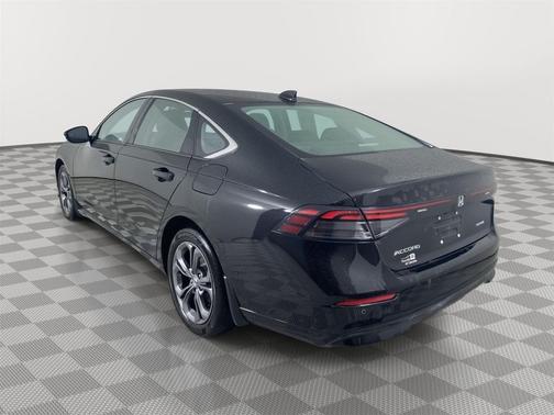 Crystal Black Pearl 2024 Honda Accord Hybrid EX-L