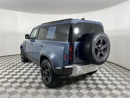 2023 Land Rover Defender 110 Standard
