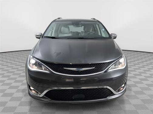 2020 Chrysler Pacifica Hybrid Limited