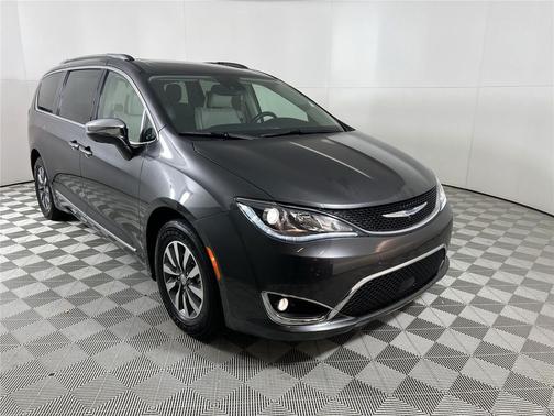 2020 Chrysler Pacifica Hybrid Limited