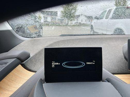 2015 BMW i3 Base w/Range Extender