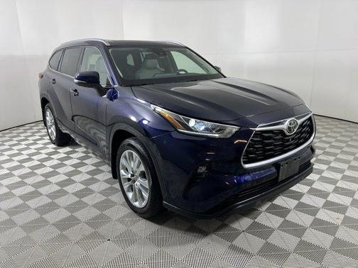 2022 Toyota Highlander Limited